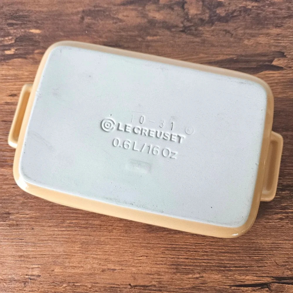 Le Creuset brand le
